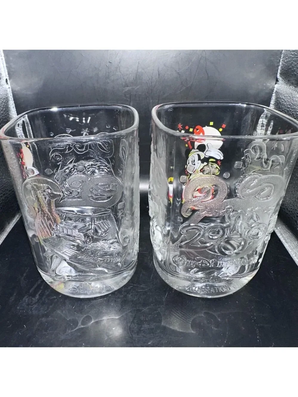 Excellent Vintage Walt Disney McDonald’s 2000 Celebration Drinking Glasses Set 4